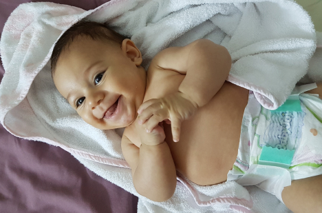 picture of 6 to 12  month old baby